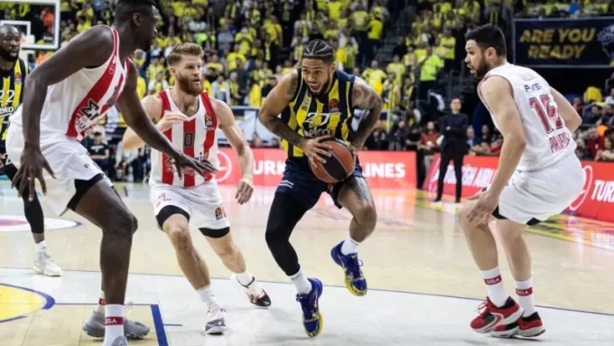 Ντόρσεϊ Φενέρ αντίδραση