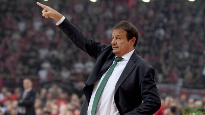 Αταμάν αποθεώθηκε στα αποδύτηρια του Παναθηναϊκού