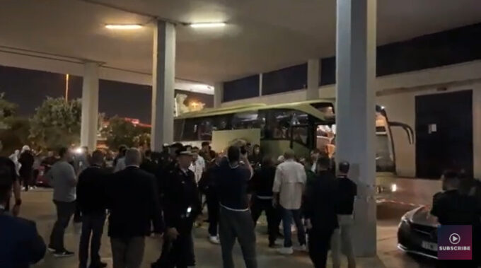 Παναθηναϊκός άφιξη και αποδοκιμασίες για Σλούκα