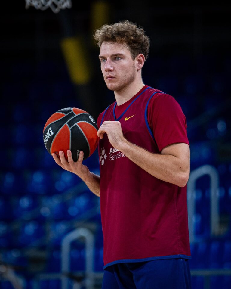 Γιοκουμπάιτις απουσία