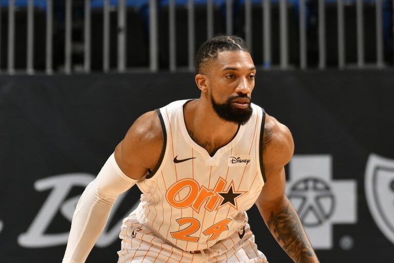 Κεμ Μπιρτς φημολογία