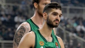 Παναθηναϊκός θετικό πρόσημο