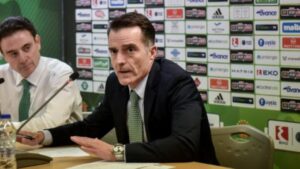 Κουστένης ομάδας Καβάλα προπονητής