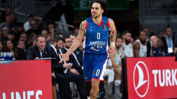 Σέιν Λάρκιν δηλώσεις για Αταμάν