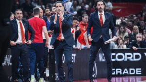 Ερυθρός Αστέρας βόμβα με μεταγραφή