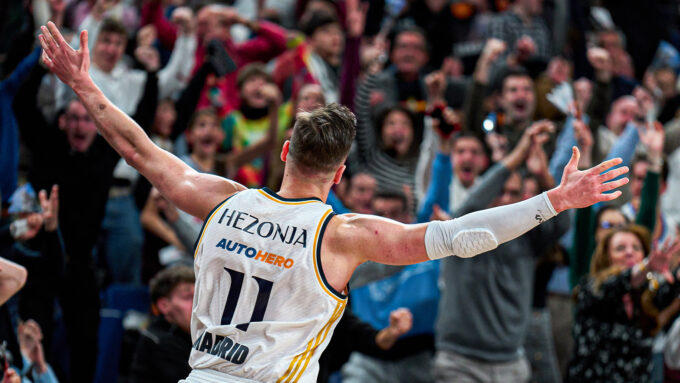 Μάριο Χεζόνια Ρεάλ