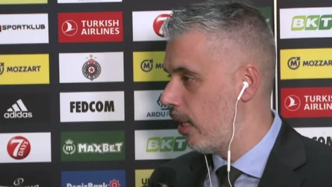 Κοντός δήλωση για Πάρη