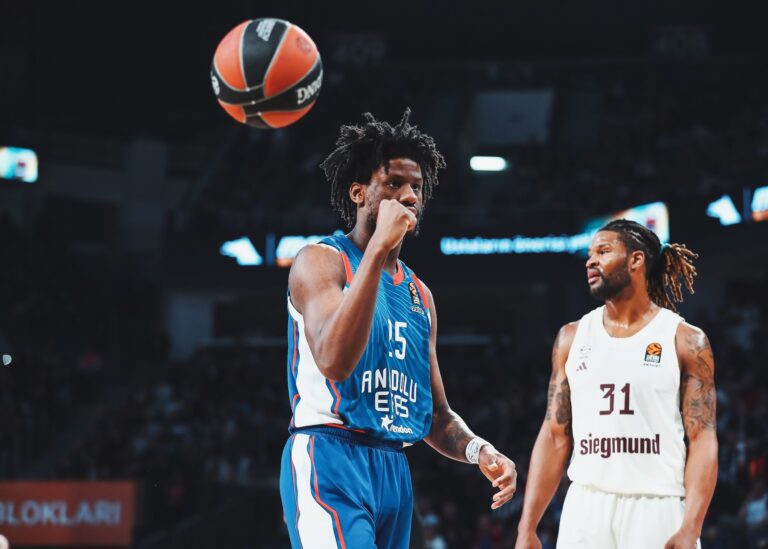 Οτούρου για Μακάμπι