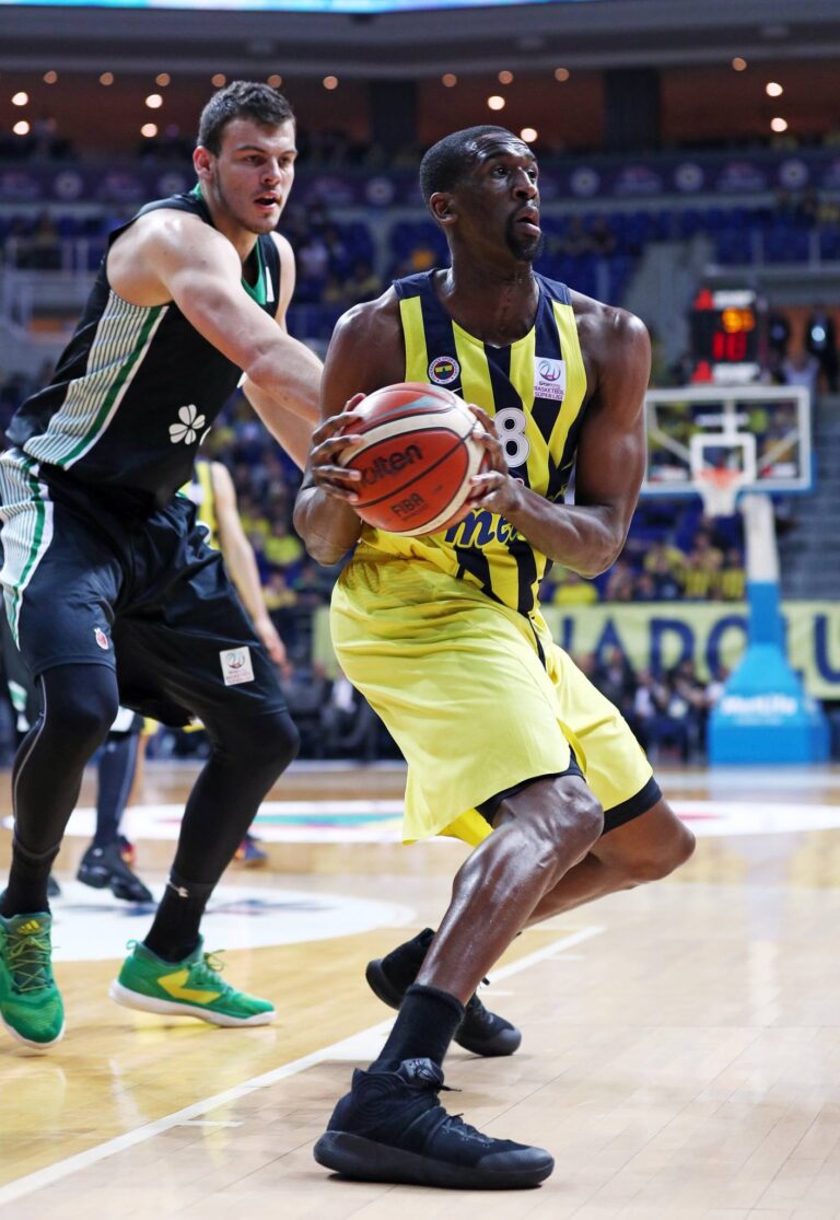 Έκπε Ούντο σχόλιο για Σλούκα