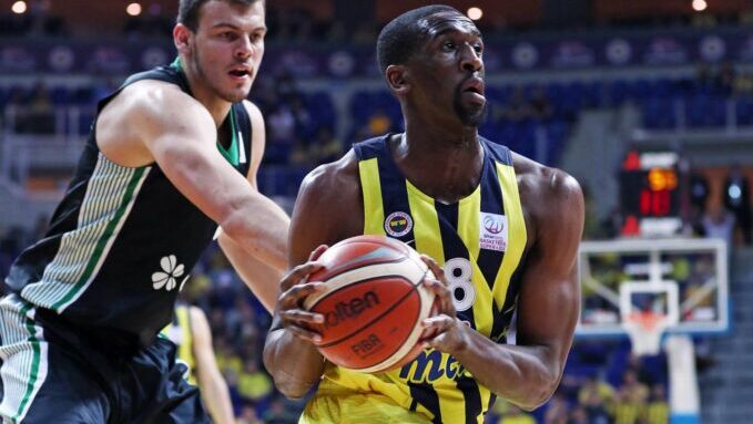 Έκπε Ούντο σχόλιο για Σλούκα