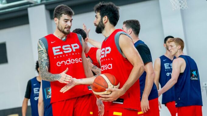 Εθνική Ισπανίας Χουάντσο και Λορέντζο Μπράουν