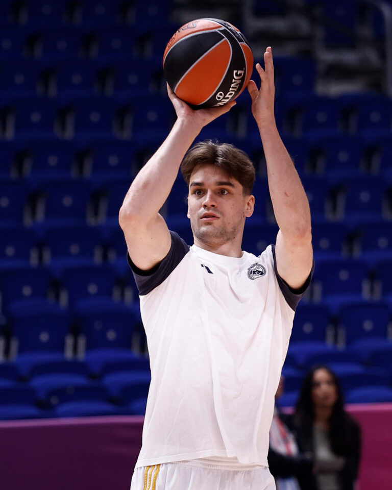 Μάριο Χεζόνια Ρεάλ Μαδρίτης