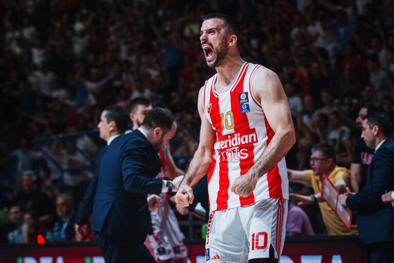 Μπράνκο Λάζιτς Ανανέωση