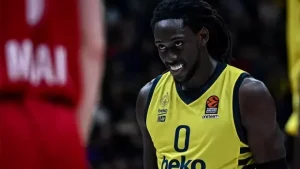 Τζόναθαν Μότλεϊ μεταγραφή έκπληξη