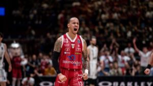 Ναπιερ νέα ομάδα Μπάγερν Μονάχου