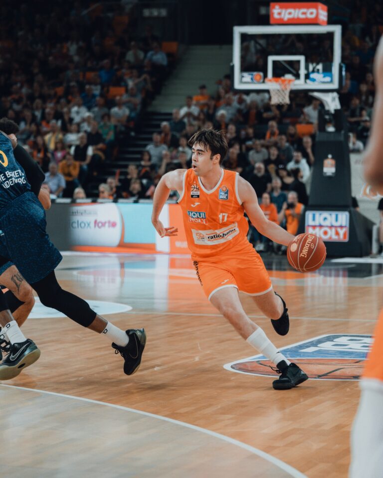 Νούνιεθ μεταγραφή Μπαρτσελόνα