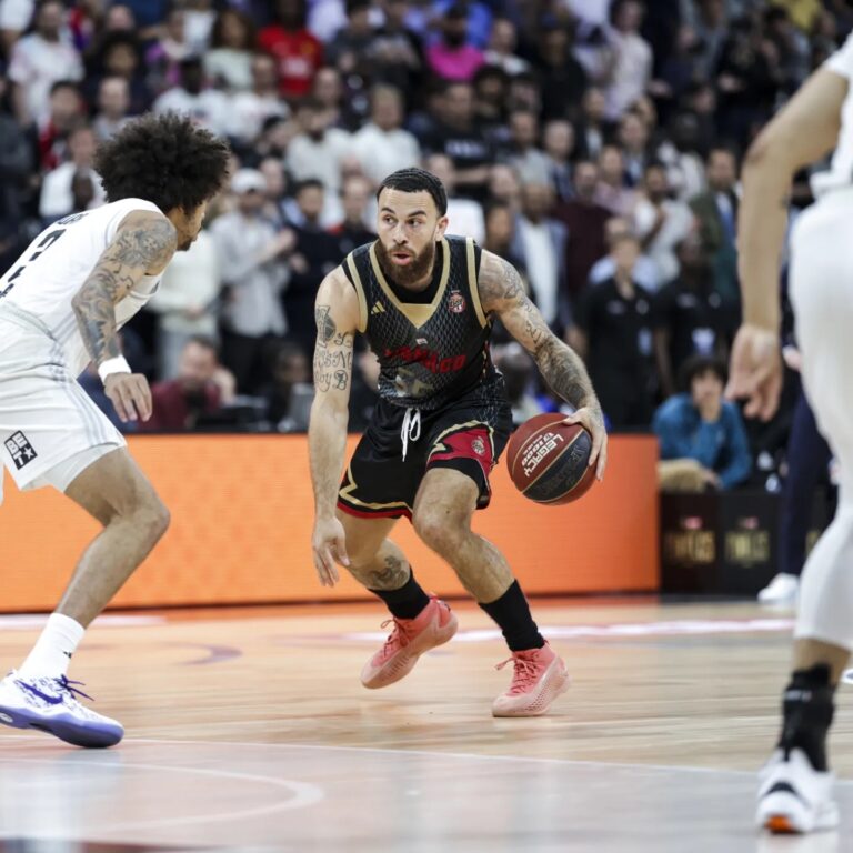 Μάικ Τζέιμς Μονακό βολές με Ολυμπιακό