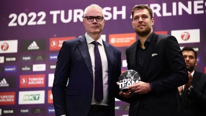 Σασα Βεζενκοφ