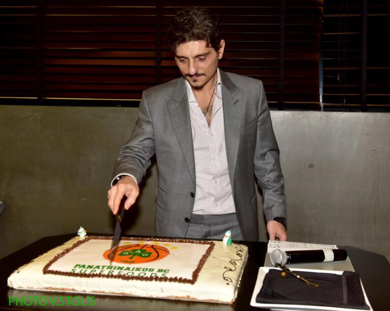 ΔΗΜΗΤΡΗΣ ΓΙΑΝΝΑΚΟΠΟΥΛΟΣ