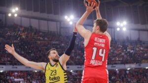 ΣΑΣΑ ΒΕΖΕΝΚΟΦ ΟΛΥΜΠΙΑΚΟΣ-ΦΕΝΕΡ