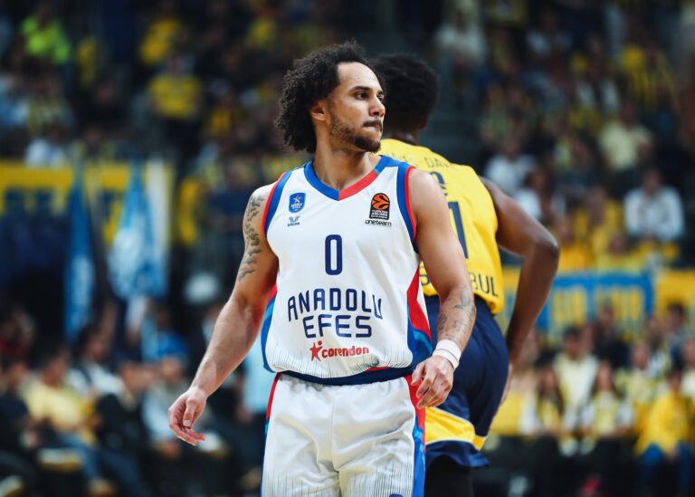 Λάρκιν συμμετοχή κόντρα στον Παναθηναϊκό