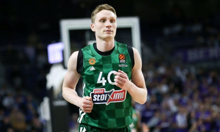 Γκριγκόνινς ομάδα Euroleague δανεισμός