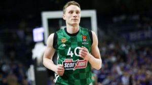 Γκριγκόνινς ομάδα Euroleague δανεισμός