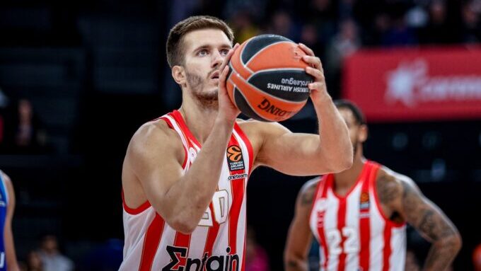 Πετρούσεφ χτύπημα στον Χουάντσο