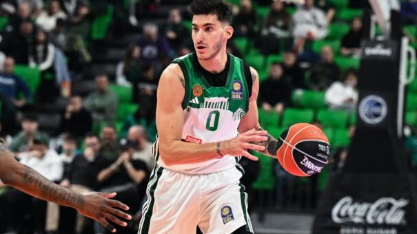 Μπάγερν Παναθηναϊκός Διαιτητές