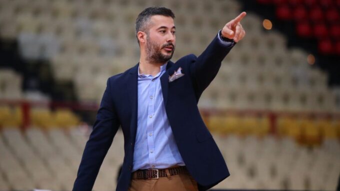 Νίκλας απειλές