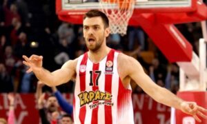Vaggelis Mantzaris Olympiacos BC