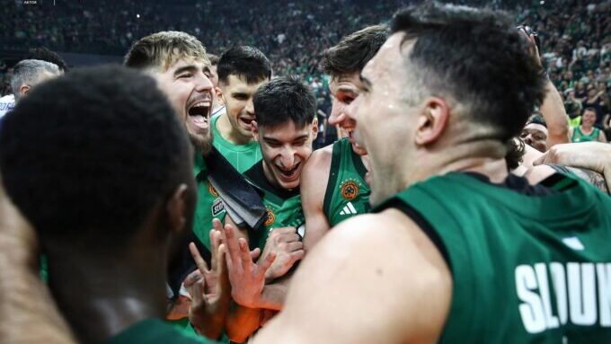 Κώστας Σλούκας τελικοί Παναθηναϊκός Ολυμπιακός πρόσημο