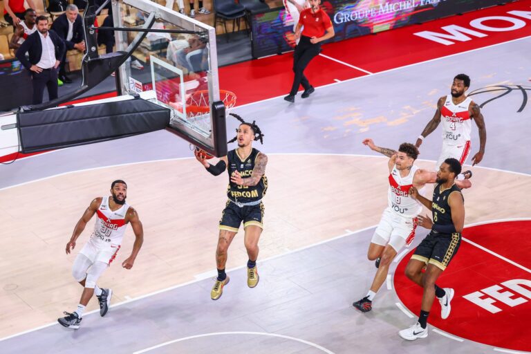 Στραζέλ Μονακό είπε το ναι