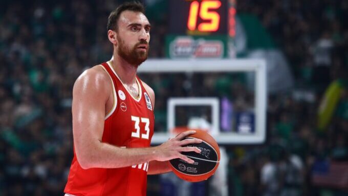 Μιλουτίνοφ Παναθηναϊκός