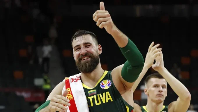 Παπαθεοδώρου για Βαλαντσιούνας