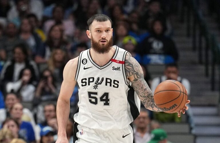 Μαμουκελασβίλι Τορόντο