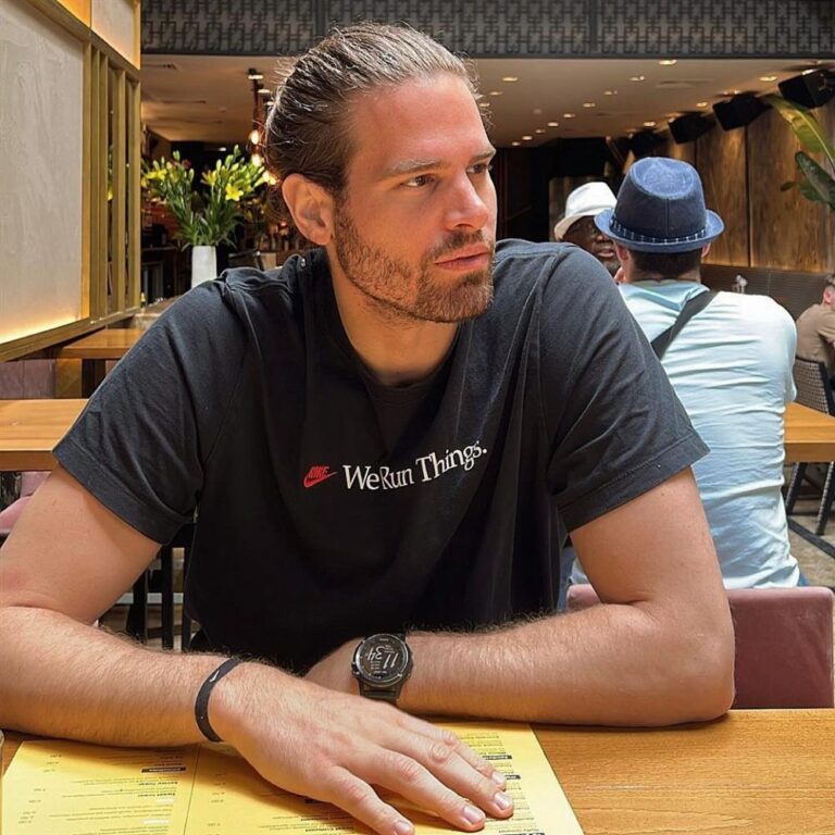 Μπόγρης για Σλούκα